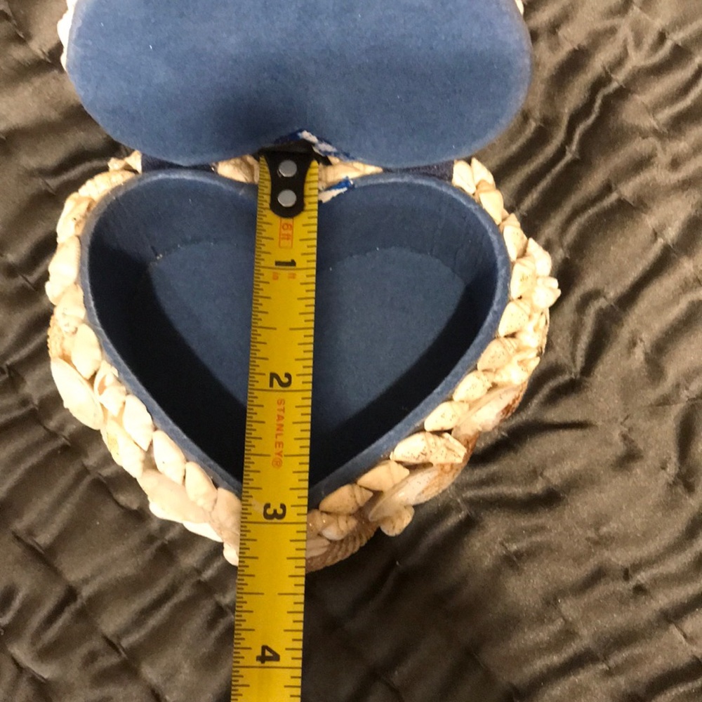 SeaShell Trinket Box - Picture 4 of 8